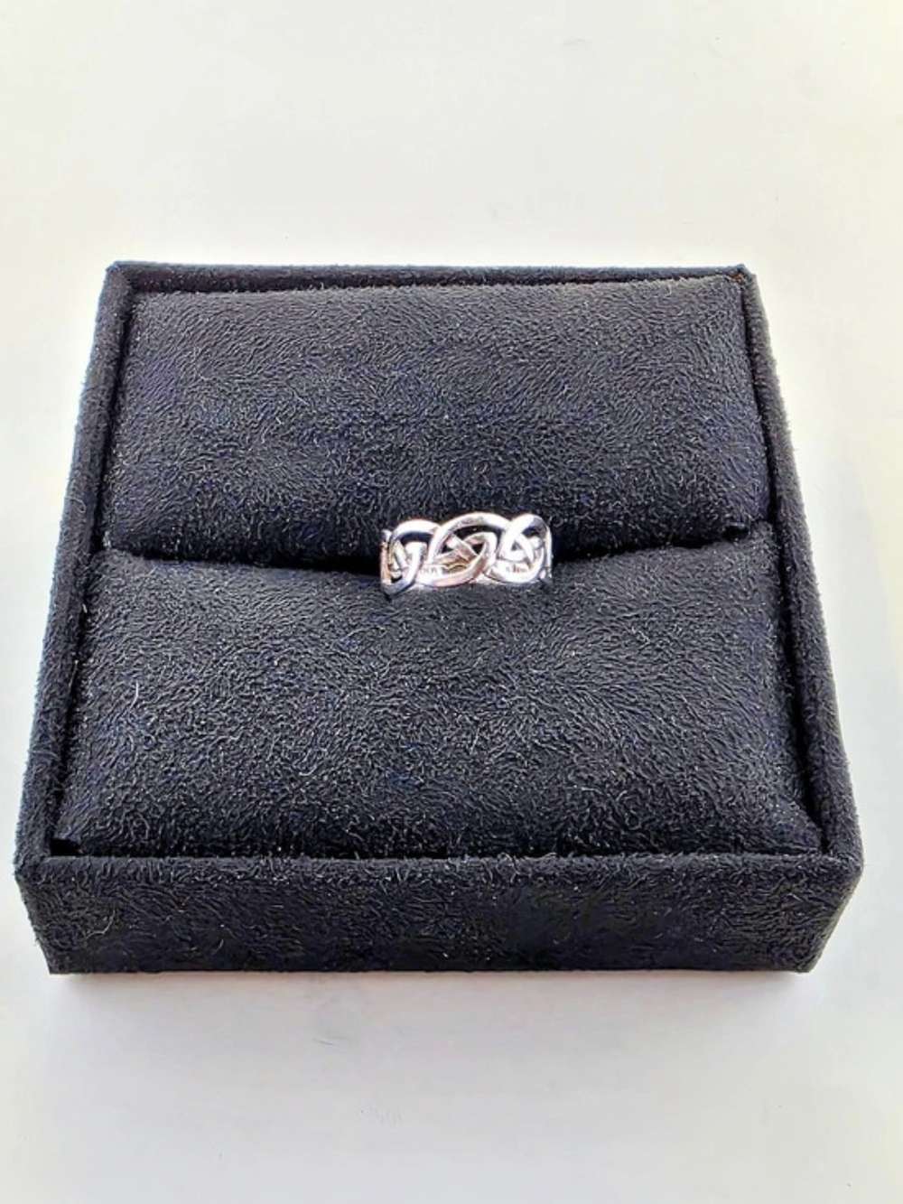 ✨ Michael Hill MHJ Sterling Silver Celtic Knot Band Ring Silver US 9 ✨